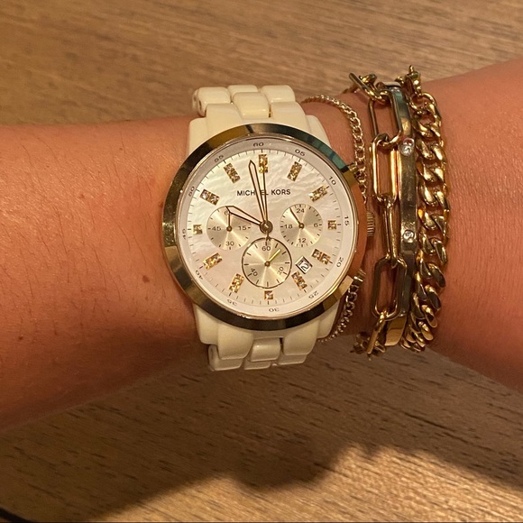 RARE! Michael Kors Off White Chronograph Watch - Picture 8 of 8